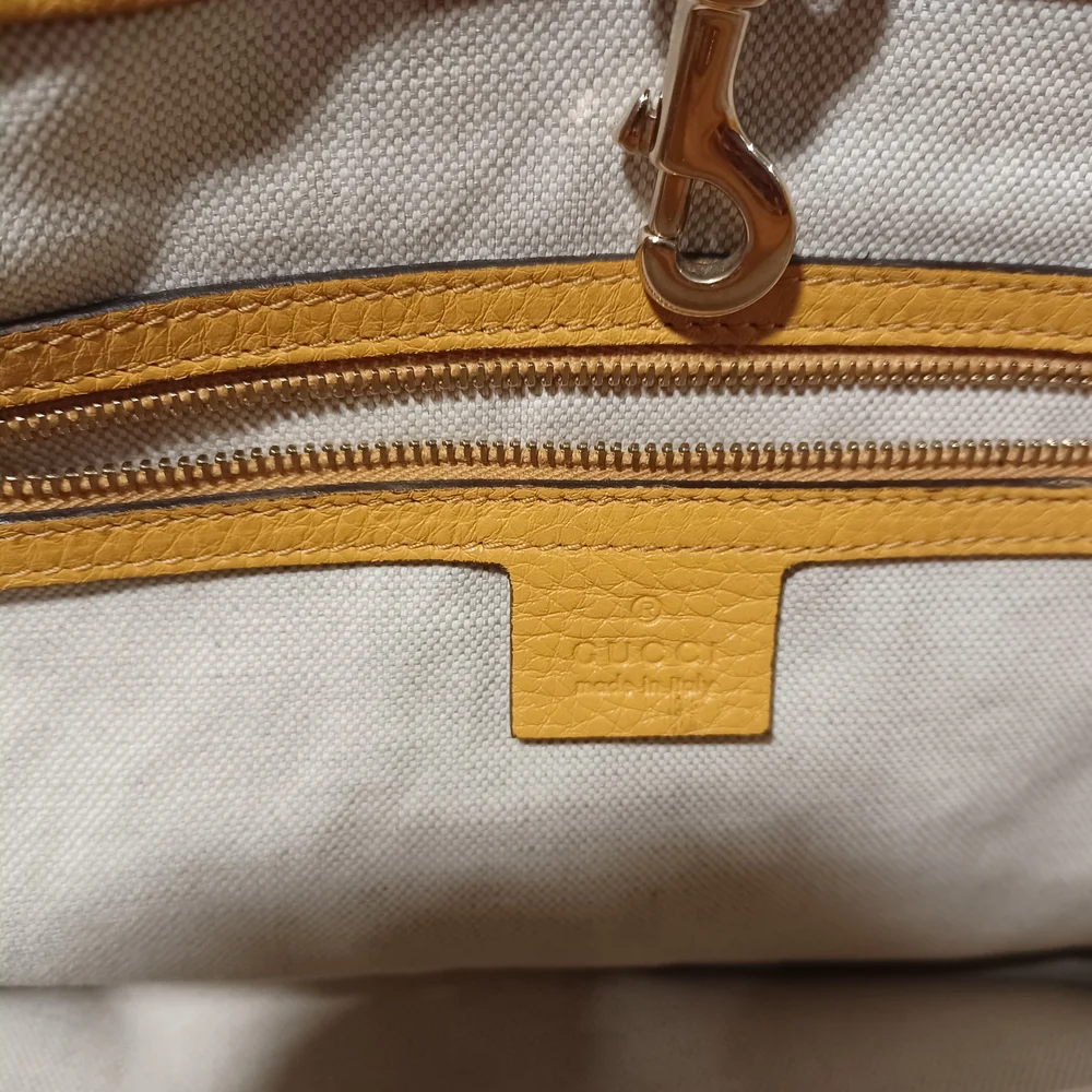 Gucci Bella Medium Tote Bag - Picture 6 of 14